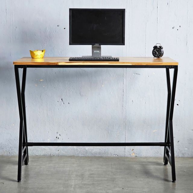 Bàn làm việc đứng 140cm gỗ Tràm chân sắt lắp ráp - STD68046