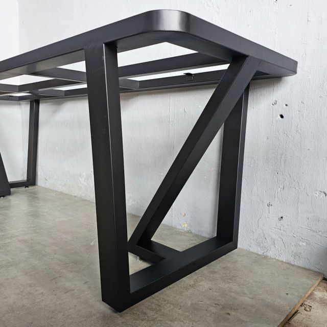 Chân sắt cho bàn ăn sơn tĩnh điện CHBBA044