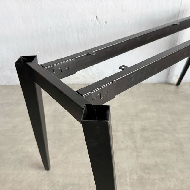Chân sắt lắp ráp cho bàn 140x60cm hệ Tứ Giác Côn CBHD003