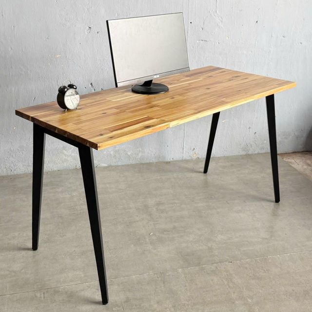 Bàn làm việc Gỗ Tràm 140x60cm chân hệ Tứ Giác Côn - HBDI014