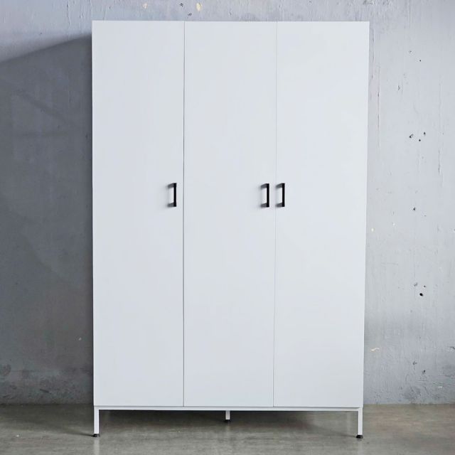 Tủ quần áo 3 cánh 120x53x184cm gỗ cao su TQA68054