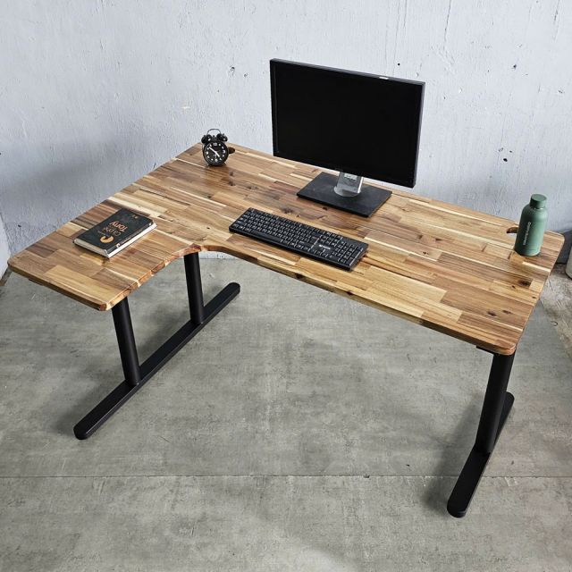 Bàn chữ L 140x100cm gỗ tràm chân sắt hệ TIO HBTO028