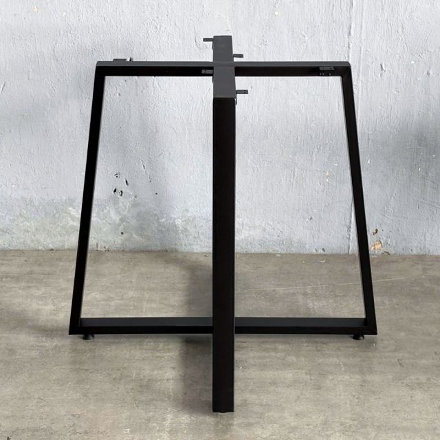 Chân sắt Atlas 80x80cm cho bàn trònsơn tĩnh điện CHBBA025