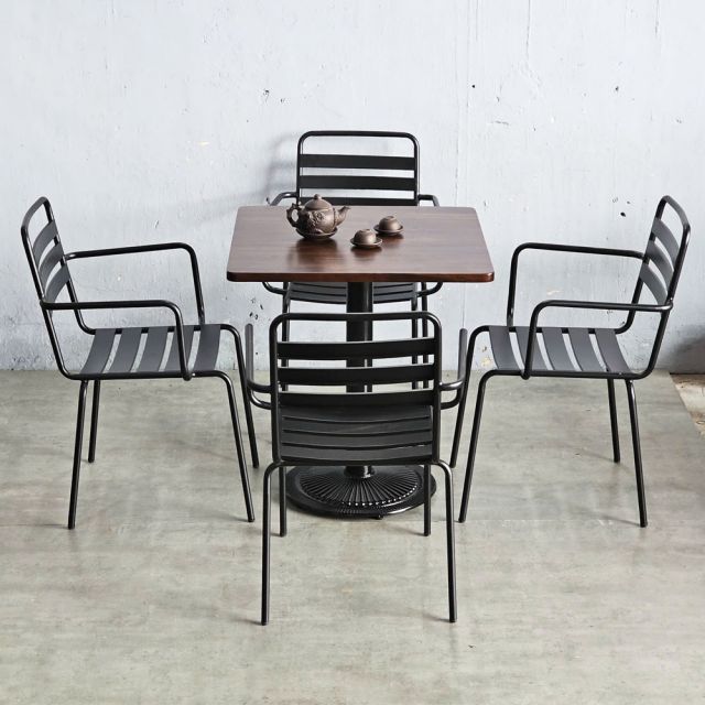Combo bàn cafe vuông 70x70cm và 4 ghế sắt CBCF318