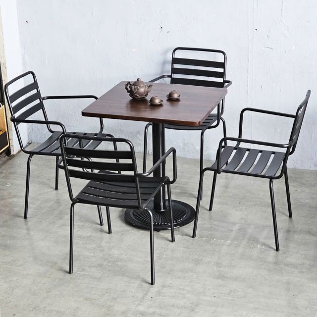 Combo bàn cafe vuông 70x70cm và 4 ghế sắt CBCF318