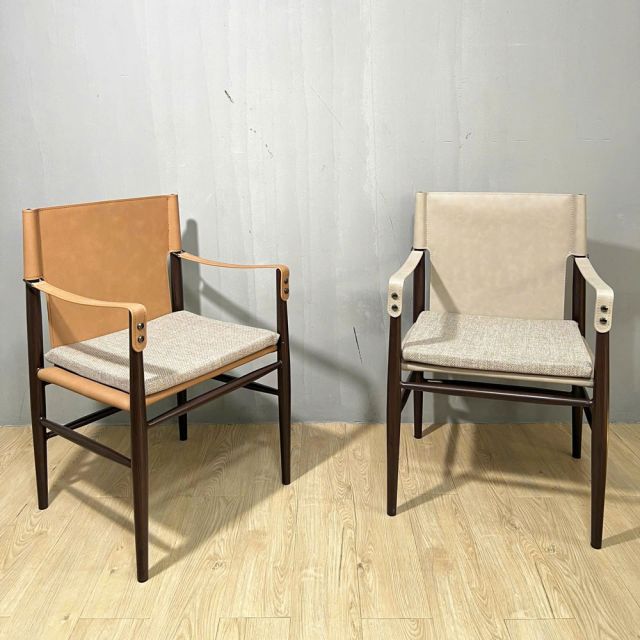 Ghế SADIL khung sắt giả gỗ lưng nệm bọc da GAK194
