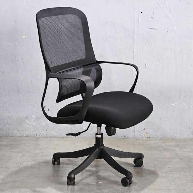 Ghế xoay văn phòng lưng lười GVP365