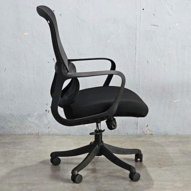 Ghế xoay văn phòng lưng lười GVP365