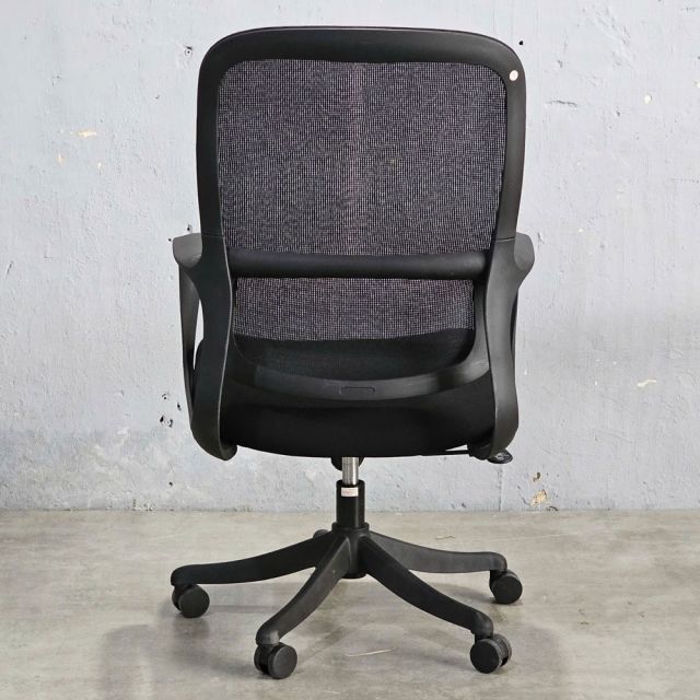 Ghế xoay văn phòng lưng lười GVP365