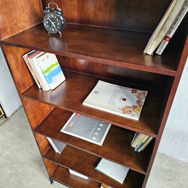 Kệ sách 5 tầng 80x30x183cm gỗ cao su chân sắt KS68305