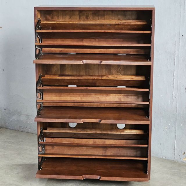Tủ kệ dép cửa lật 3 ngăn gỗ cao su - KG68080