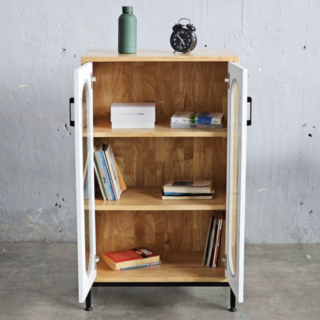 Tủ trang trí cửa kính 60x35x100cm gỗ cao su KTB68208