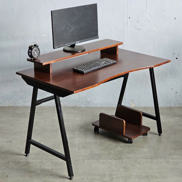 Bàn Gaming TaUP 120x70cm gỗ cao su GD680100