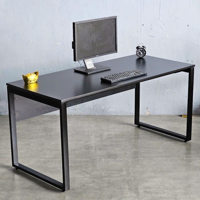 Bàn làm việc 160x70cm gỗ cao su hệ Rectang HBRT105