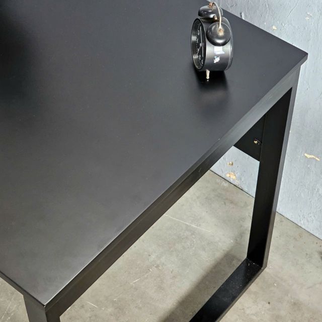 Bàn giám đốc có tủ di động 160x70cm gỗ cao su HBRT106