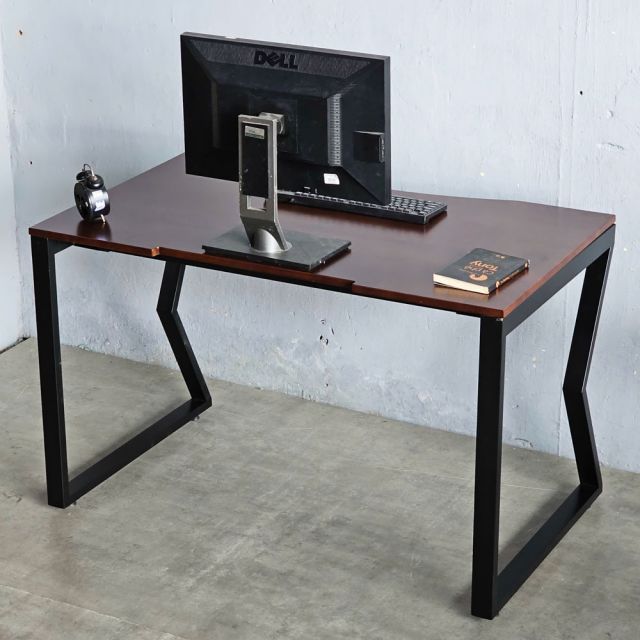 Bàn Gaming 120x70cm gỗ cao su chân chữ M GD68101