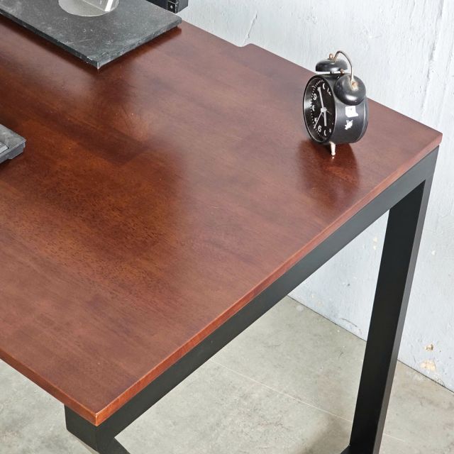 Bàn Gaming 120x70cm gỗ cao su chân chữ M GD68101