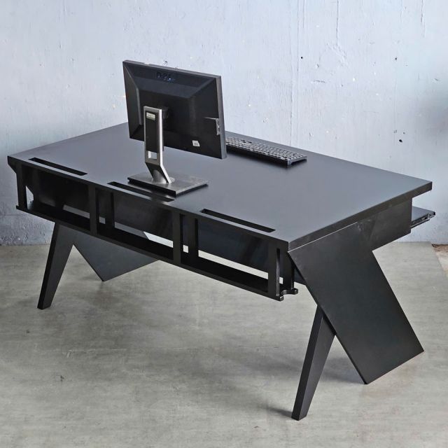 Bàn phòng thu Studio 160x90cm gỗ cao su SD68022