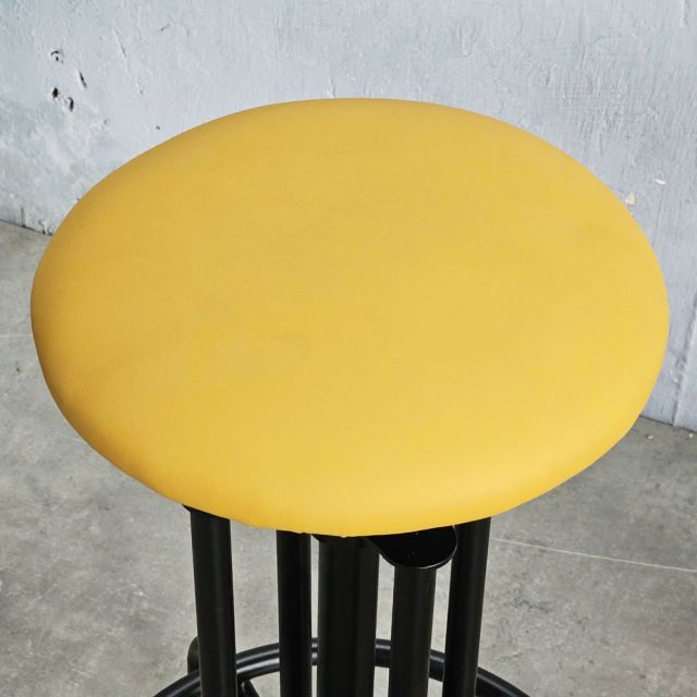 Ghế bar nâng hạ chiều cao bọc nệm chân sắt GBSK020