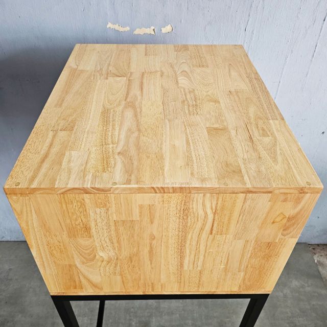 Kệ máy giặt có ngăn tủ 71x60x150cm gỗ cao su KMG68020