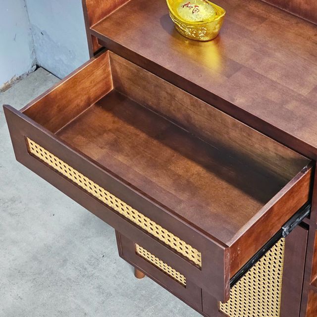 Tủ giày kết hợp kệ để đồ cửa lưới mây KG68055