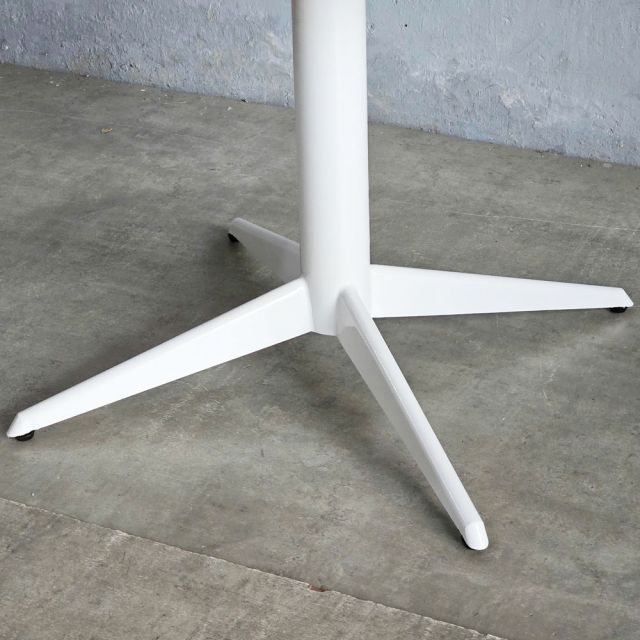 Bàn tròn 120cm gỗ cao su chân sắt BA68220