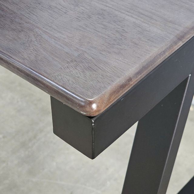 Bàn làm việc 160x60cm gỗ cao su chân sắt Aconcept HBAC026