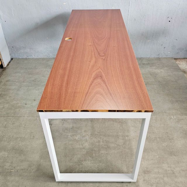 Bàn làm việc 180x60cm gỗ cao su chân sắt lắp ráp Rectang HBRT107