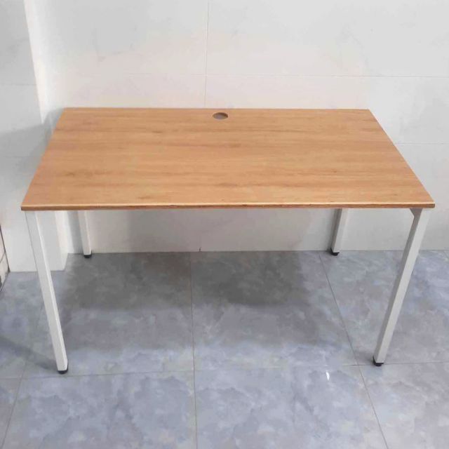 Bàn làm việc 120x60cm gỗ Plywood phủ melamin chân hệ Slean HBSL004