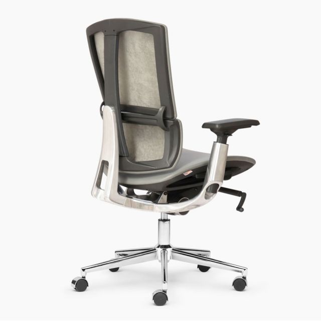 Ghế công thái học Taican bọc da TAICAN02