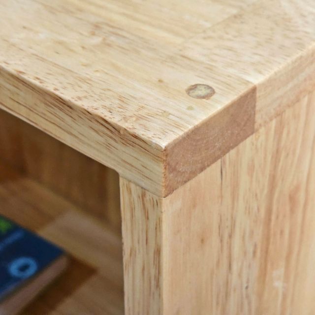 Kệ sách nhỏ đơn giản 3 tầng bằng gỗ cao su KS68196
