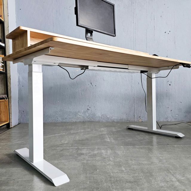 Bàn phòng thu StudioDesk 160x80cm gỗ cao su SD68025