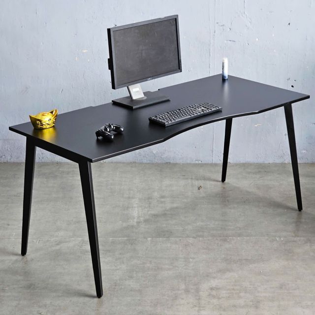 Bàn Gaming 160x70cm gỗ cao su chân Tứ Giác Côn HBDI015
