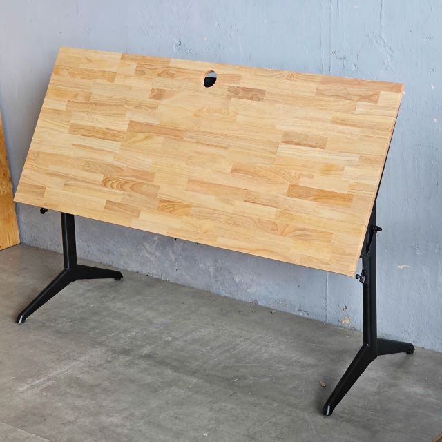 Bàn đào tạo gấp gọn 140x60cm gỗ cao su SPD68243