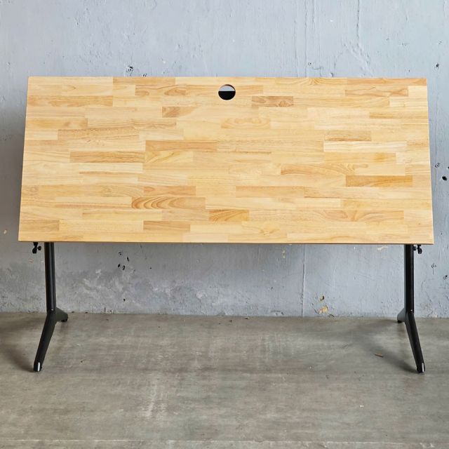 Bàn đào tạo gấp gọn 140x60cm gỗ cao su SPD68243