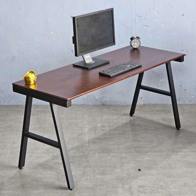 Bàn làm việc 160x60cm gỗ cao su chân sắt Aconcept HBAC026