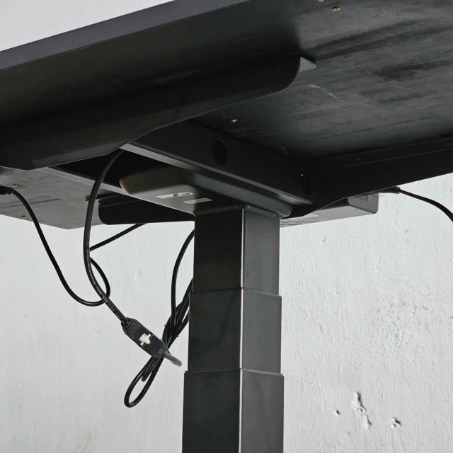 Bàn nâng hạ chiều cao 80x50cm gỗ cao su FLD031