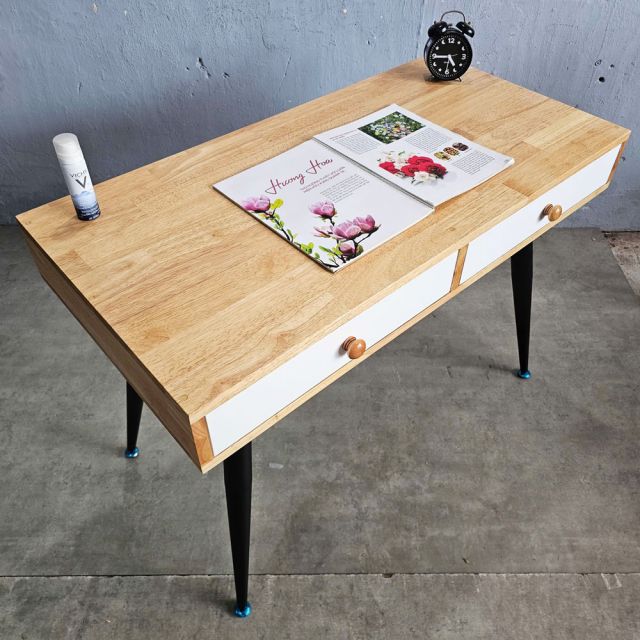 Bàn làm việc có ngăn kéo 100x60cm gỗ cao su BD68145