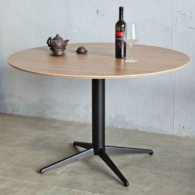 Bàn tròn 120cm gỗ plywood chân sắt BA68224