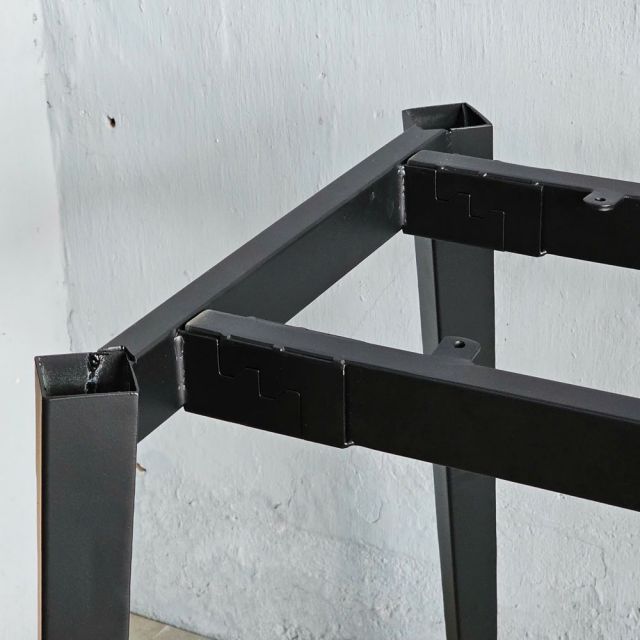 Chân sắt lắp ráp cho bàn 160x70cm hệ Tứ Giác Côn CBHD006