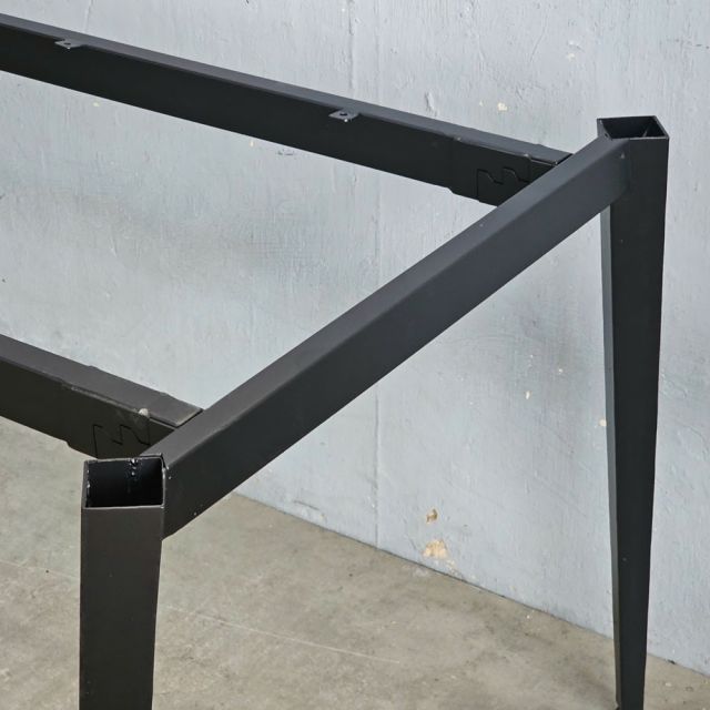 Chân sắt lắp ráp cho bàn họp 180x90cm hệ Tứ Giác Côn CBHD009