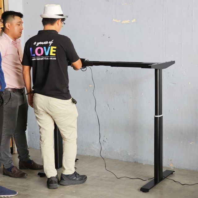 Chân bàn nâng hạ Oval 2 động cơ điện FO22
