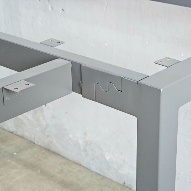 Chân sắt lắp ráp cho bàn góc L 120x110cm sơn tĩnh điện HCUC029