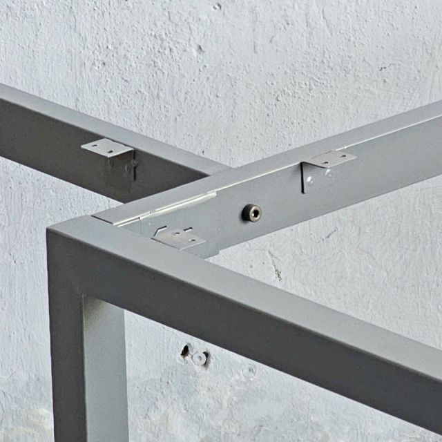Chân sắt lắp ráp cho bàn góc L 120x110cm sơn tĩnh điện HCUC029