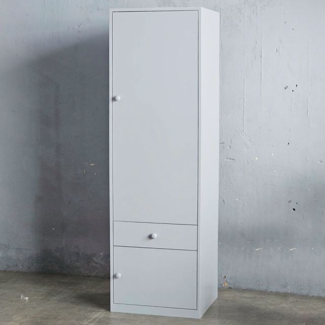 Tủ bếp 55x50x180cm gỗ cao su KB68059