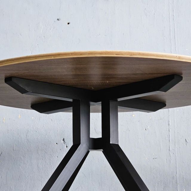 Bàn ăn tròn VEXA 120cm gỗ plywood chân sắt BA68228