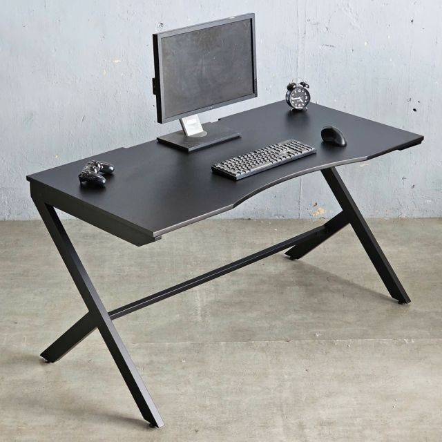Bàn Gaming 140x70cm gỗ cao su chân lắp ráp GD68104