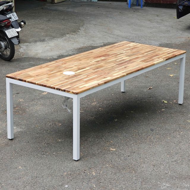 Bàn chữ nhật 240x100cm gỗ tràm chân sắt hệ UConcept HBUC064