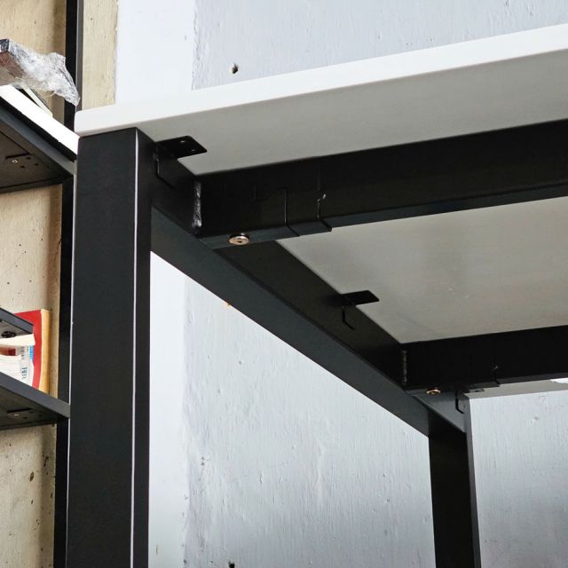 Bàn làm việc có hộp điện 180x90cm gỗ cao su hệ Rectang HBRT108