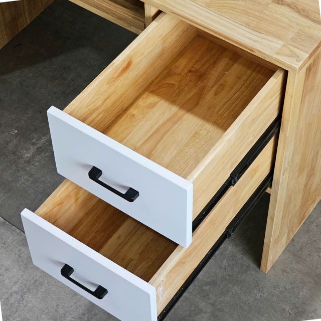 Bàn máy tính có ngăn kéo 110x60cm gỗ cao su COD68060